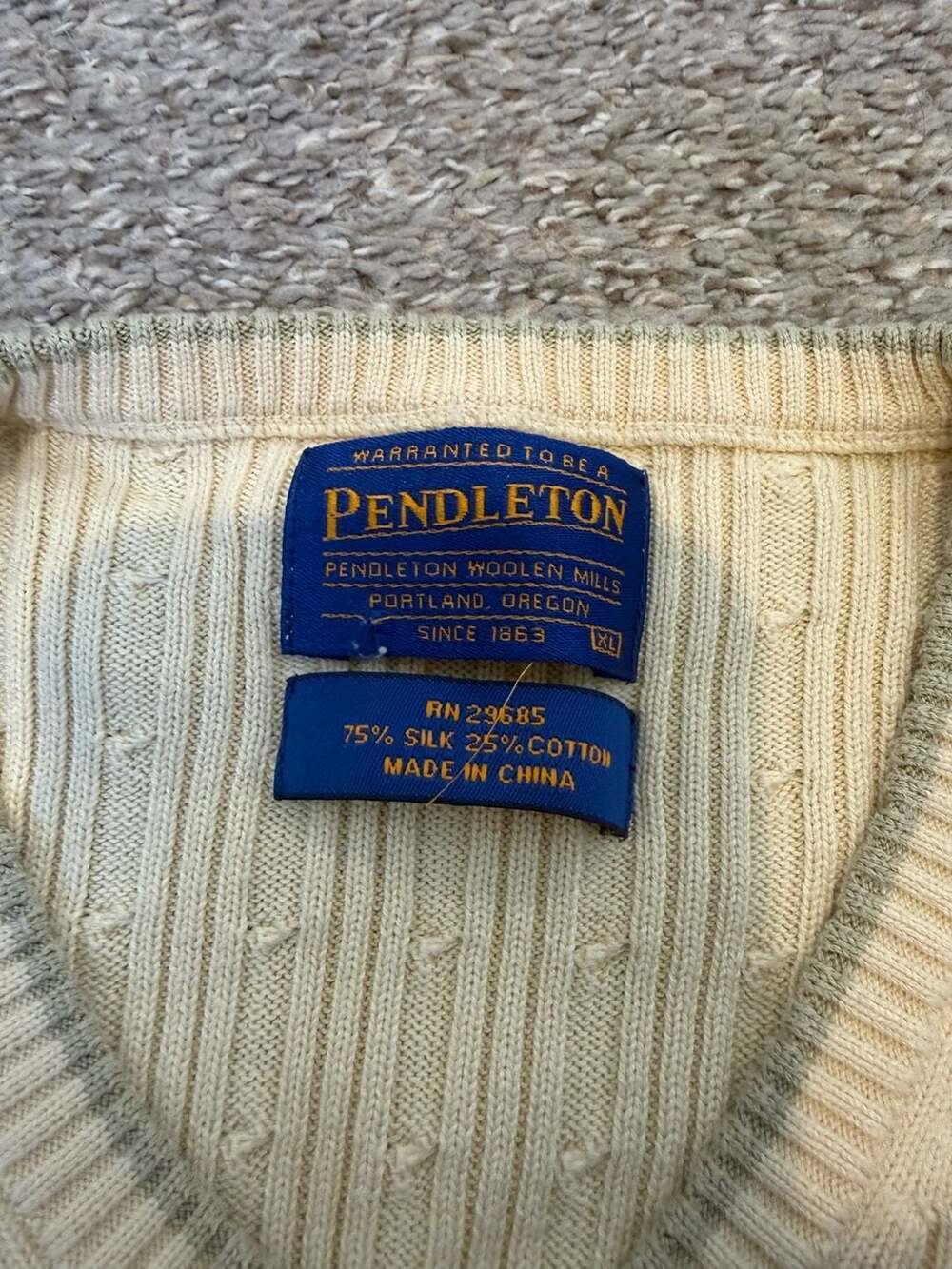 Vintage Pendleton V Neck Sweater Cream Mens XL - Picture 2 of 2